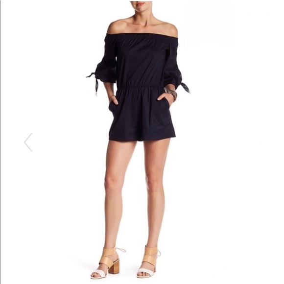 Love...Ady Off-The-Shoulder Tie Sleeveless Romper - Picture 2 of 5